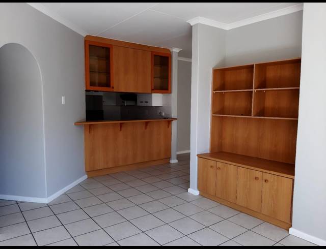 3 BEDROOM TOWNHOUSE RENTED IN LOVEMORE HEIGHTS